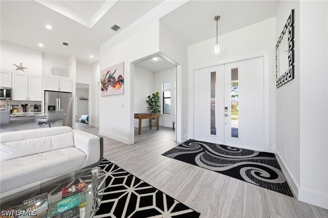 Building Photo - 1214 SW 29th Terrace