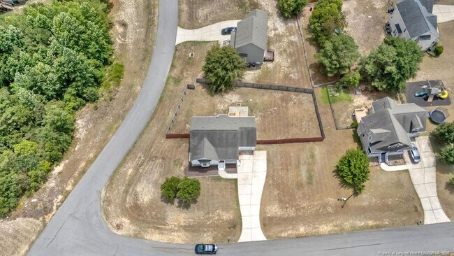 Building Photo - 27 True Blue Dr