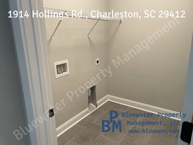 Building Photo - Charming Charleston Retreat: 3-Bed Oasis with Granite Touches & Gleaming Hardwood