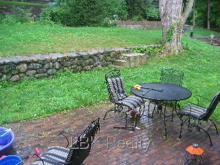 Building Photo - 31 Ripley St