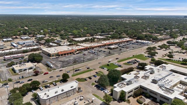 Building Photo - 4316 Hartford Dr