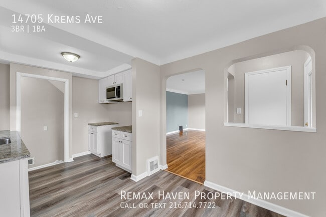 Building Photo - 14705 Krems Ave