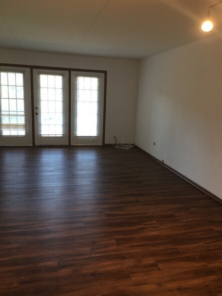 Building Photo - 1235 Harding Ave