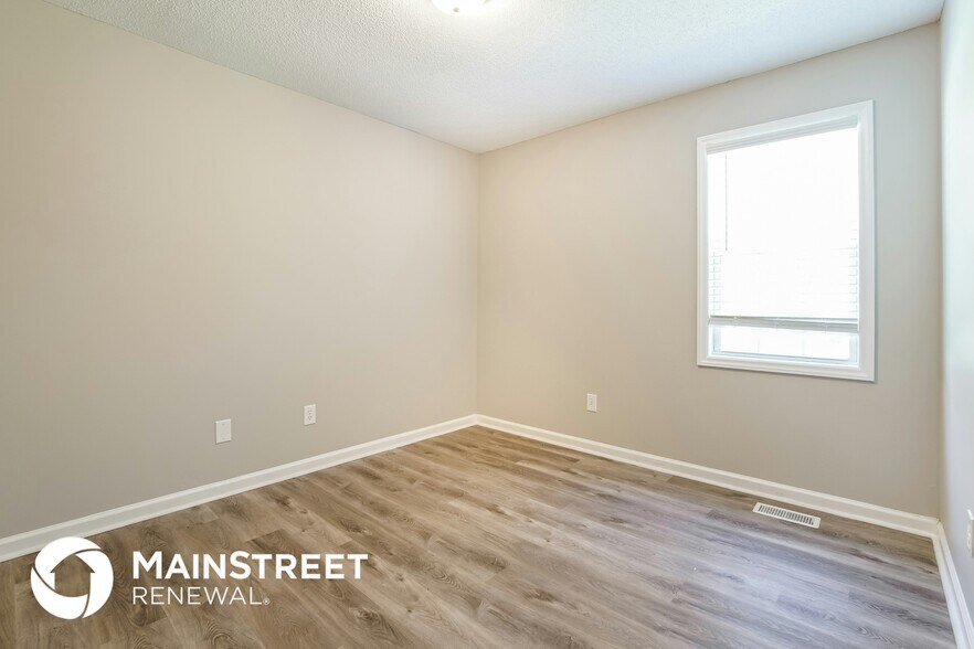 Building Photo - 1212 Piney Glen Ln
