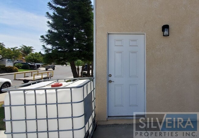 Building Photo - *All Utilities Paid* Brand New ADU at 521 ...