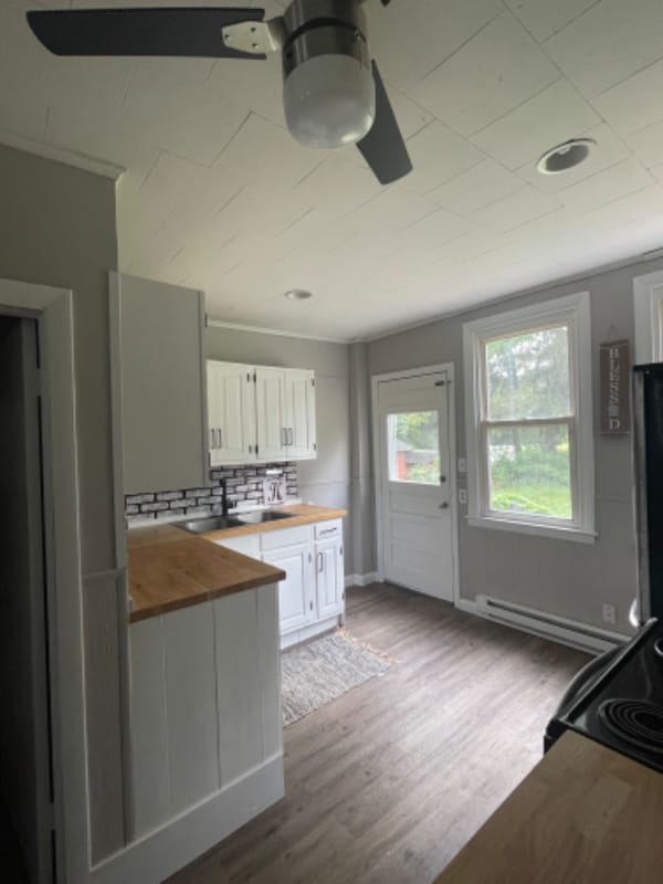 Building Photo - 1 Ware