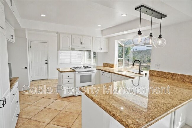 Building Photo - 22162 Barbacoa Dr