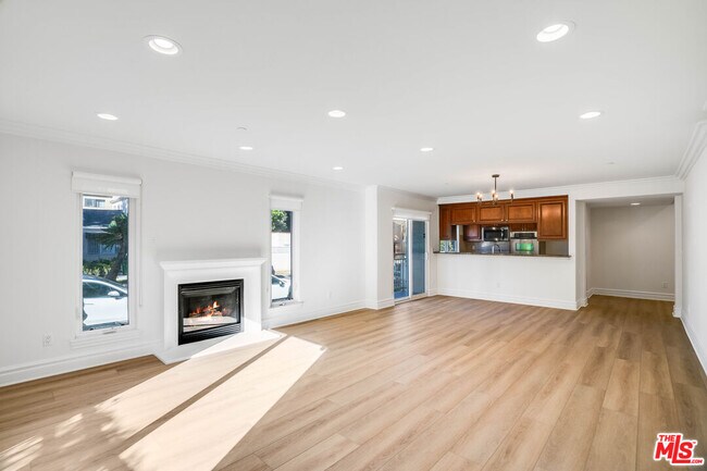 Building Photo - 8610 Chalmers Dr