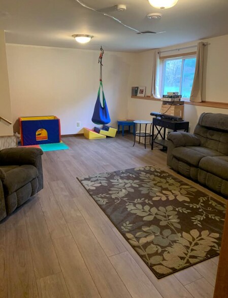 Building Photo - 1341 Glenn Pl