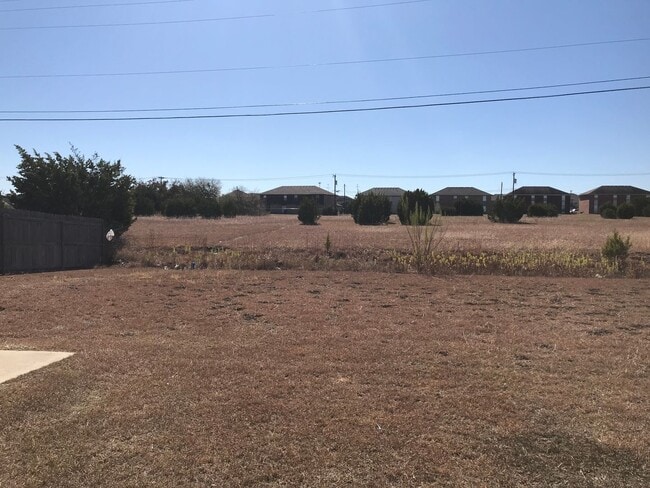 Building Photo - 1104 Leslie Cir