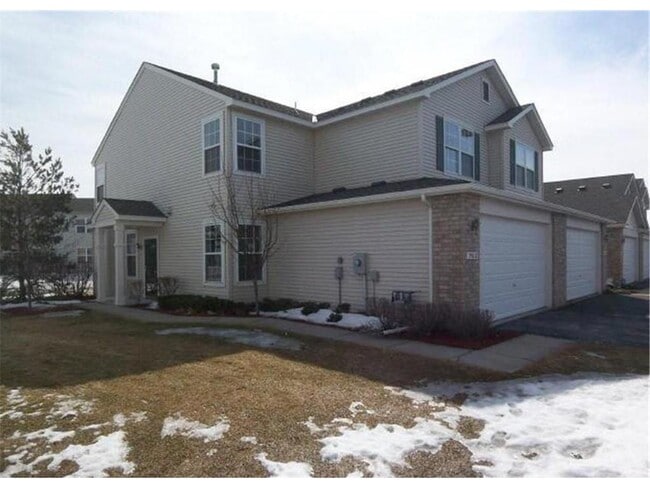 Building Photo - 9012 Garland Ln N