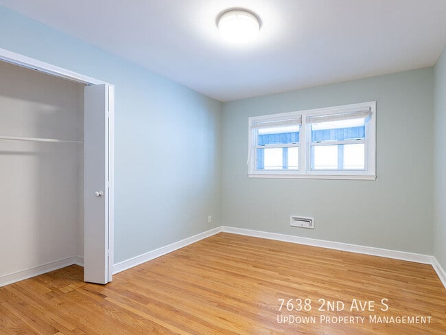 Building Photo - 7638 2nd Ave S