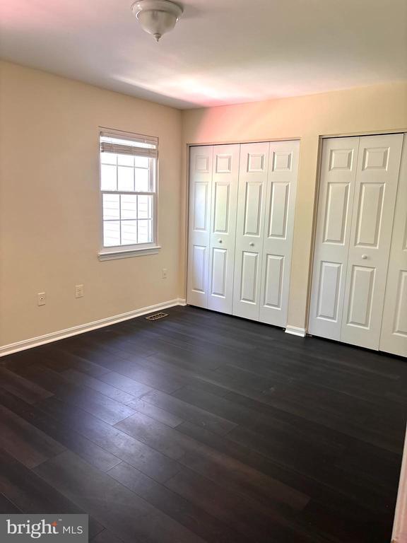 Building Photo - 10050 Wood Sorrels Ln