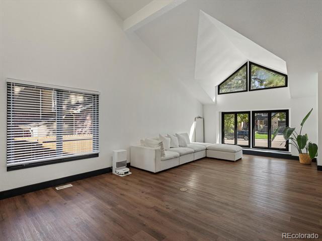 Building Photo - 8049 Sweet Water Rd