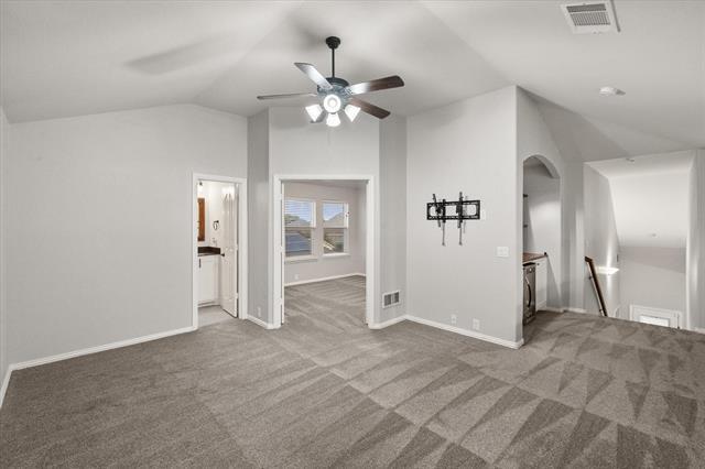 Building Photo - 4802 Oakview Dr