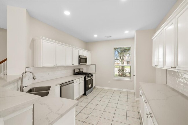 Building Photo - 3015 Chesapeake Bend Ln