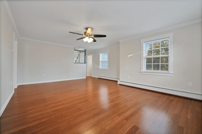 Building Photo - 245 Wareham Rd