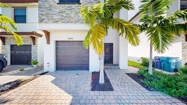 Building Photo - 24902 SW 107th Ave