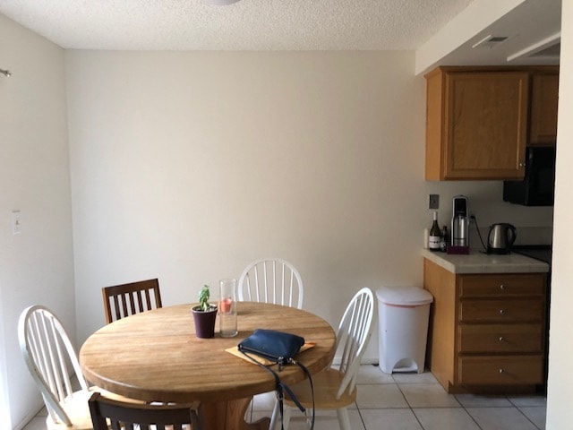 dining Area - 528 Hathway Ave
