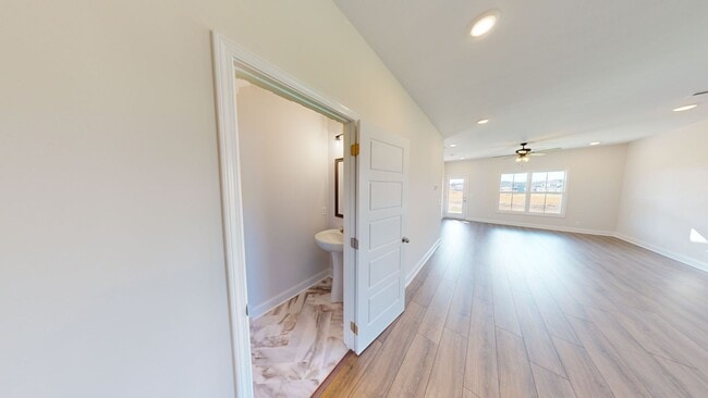 Building Photo - Modern Comfort, Great Location, and Pet-Friendly Living