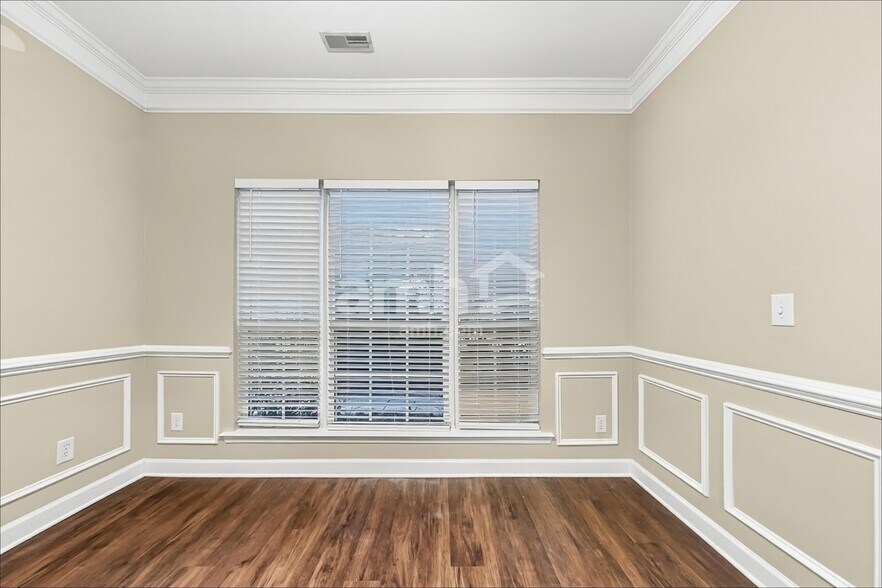 Building Photo - 202 Curico Ln