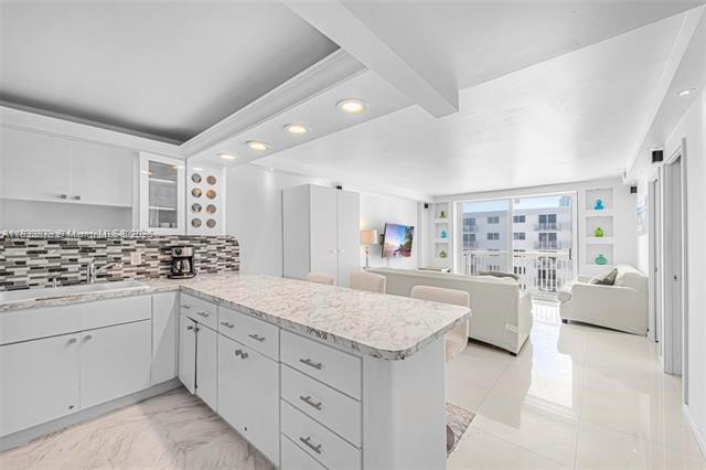 Building Photo - 401 Ocean Dr