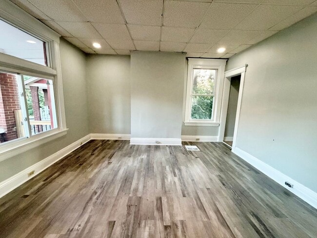 Building Photo - 3648 Brooks Ave