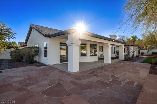 Building Photo - 4785 N Grand Canyon Dr