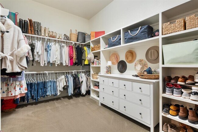 Building Photo - 4113 Sugarloaf Dr