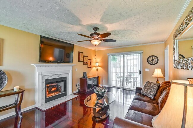 Building Photo - 1139 Curry Ford Dr