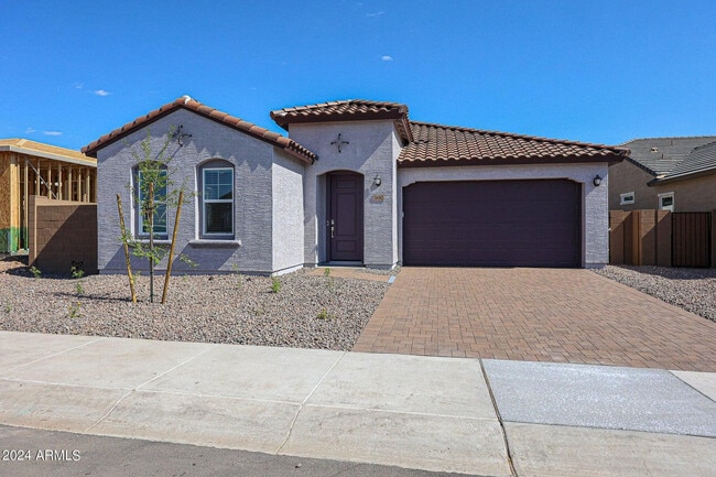 Building Photo - 7682 W Jackrabbit Ln