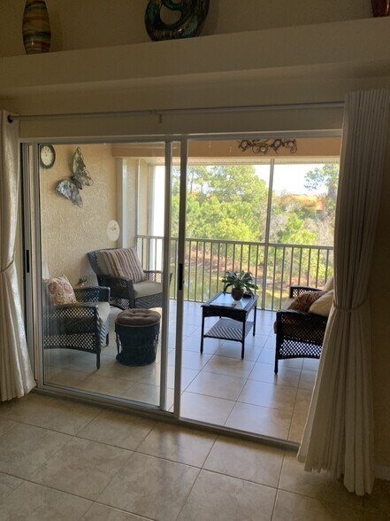 Building Photo - 26630 Rosewood Pointe Dr