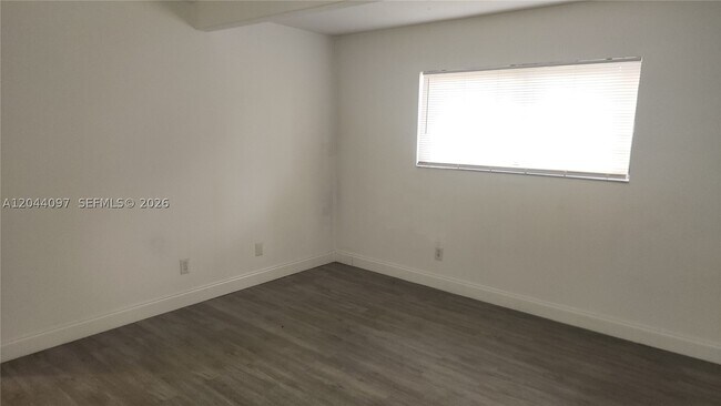Building Photo - 1045 S Flagler Ave
