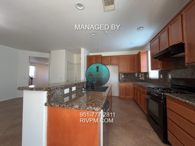 Building Photo - Your Perfect Retreat Awaits in Fontana!! A...