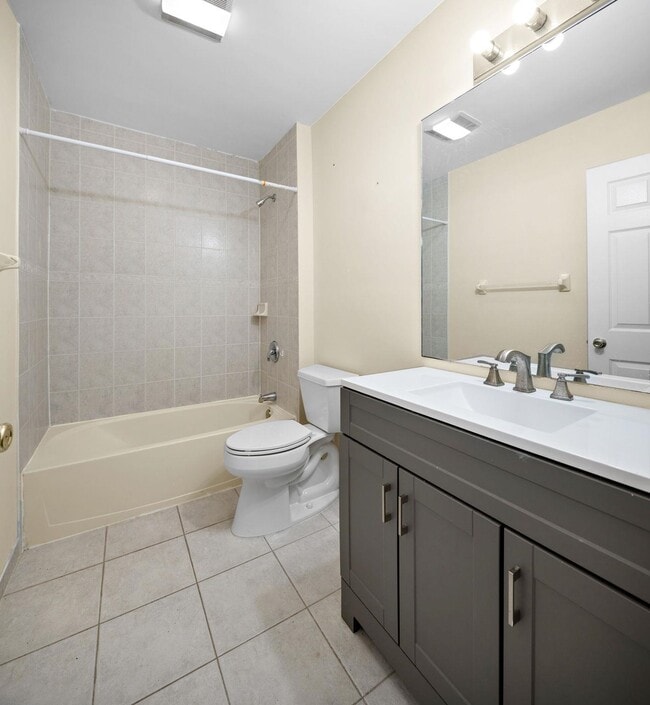 Building Photo - 12 Liberty Ct.