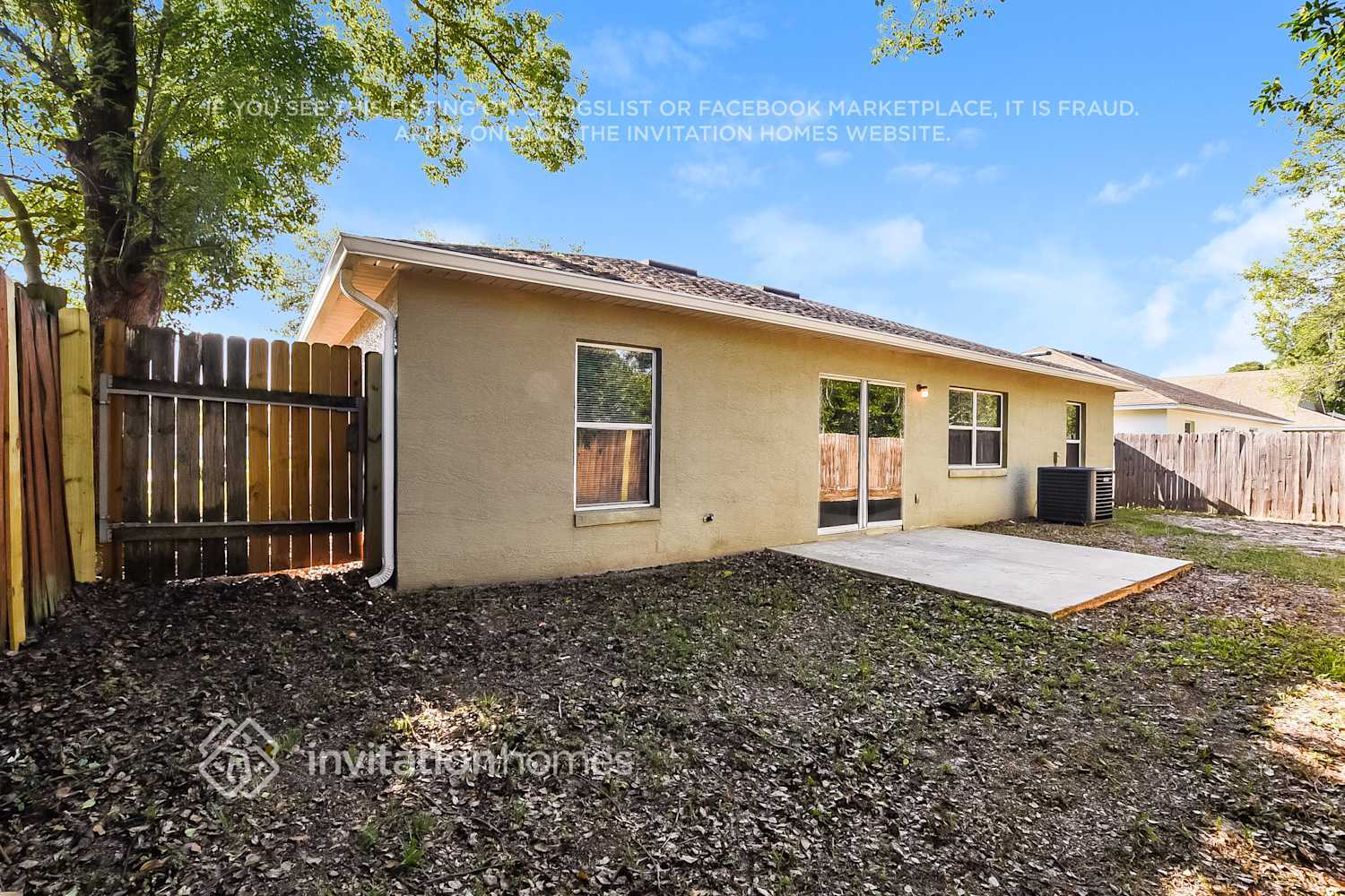 Building Photo - 11609 Lake Dr