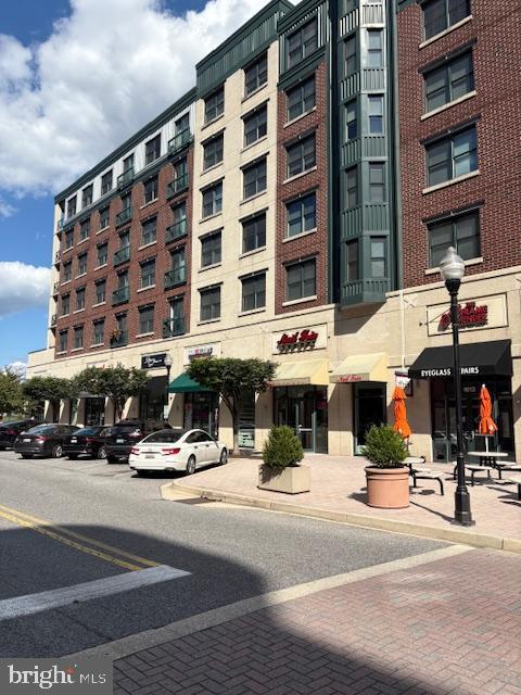 Building Photo - 1408 Steuart St