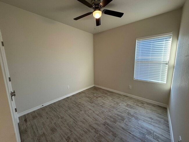 Building Photo - 5110 Rose Petal Ct