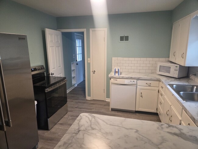 Building Photo - 9742 Port Sheldon St