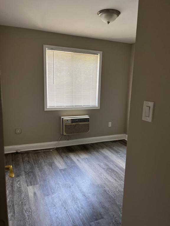 Building Photo - 3911 First St SE, Unit 202