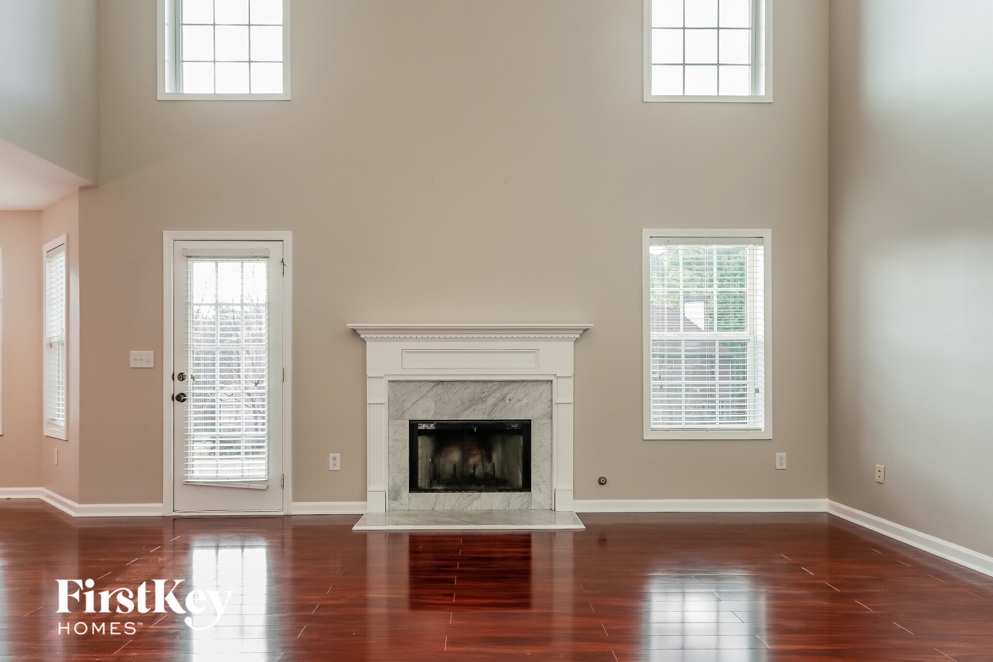 Building Photo - 1528 Park Knoll Trail NE