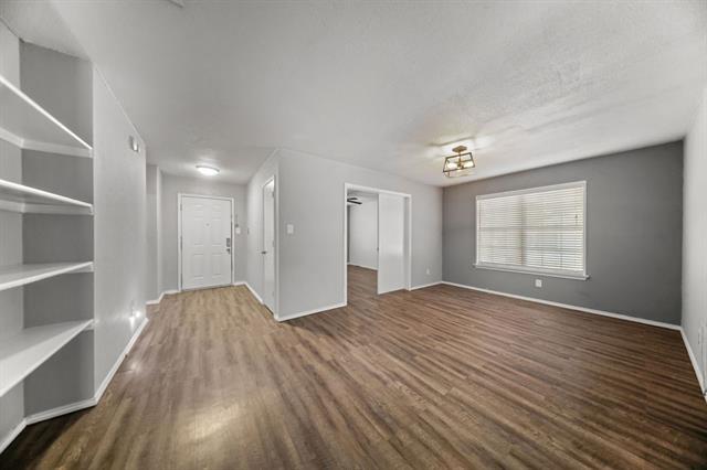 Building Photo - 5501 Stoney Glen Dr