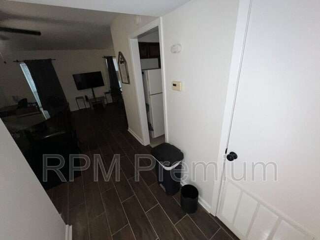 Building Photo - 4547 Alvin Dark Ave