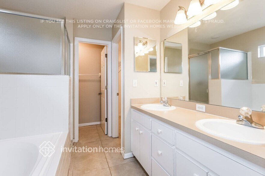 Building Photo - 7761 Canterbury Cir