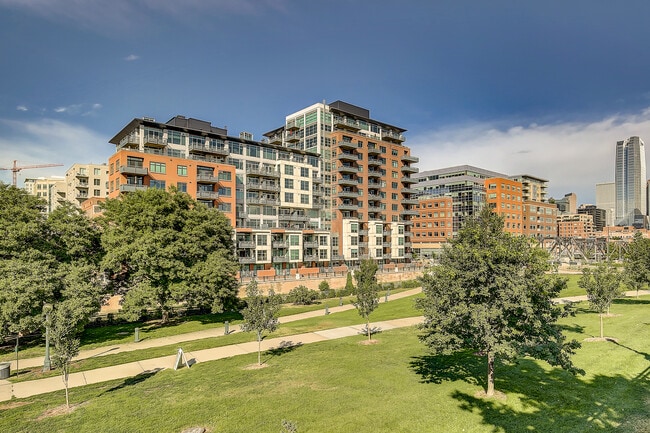 Building Photo - 1401 Wewatta St