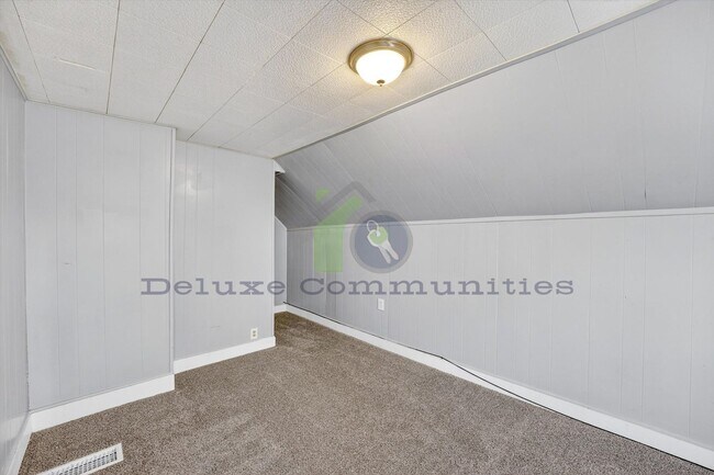 Building Photo - Newly Remodeled 3 Bedroom Home In Muskegon Heights!!