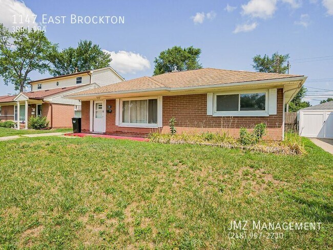 Building Photo - 1147 East Brockton-