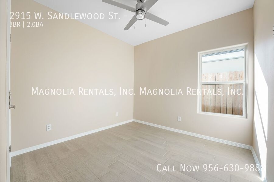 Building Photo - 2915 W Sandlewood St