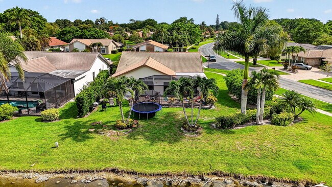 Building Photo - 10065 Camelback Ln