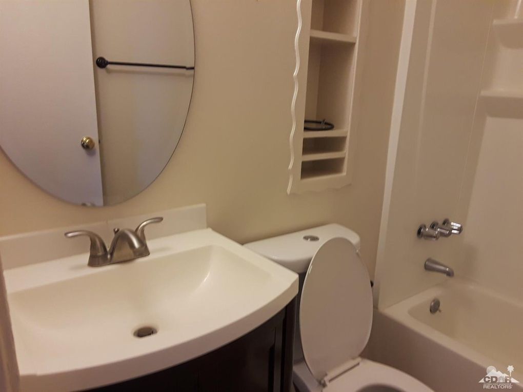 Building Photo - 72701 Willow St